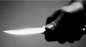 Pemuda Tewaan Bitung Ini Lari Ketakutan Saat Didatangi Jery dengan Pisau dan Panah Wayer