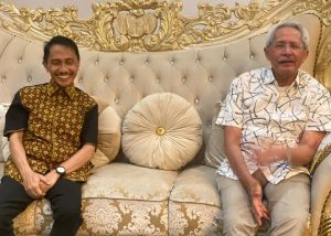 Mantan Penjabat Gubernur Gorontalo Tursandi Alwi Bernostalgia Dengan Bupati Nelson