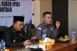 Ketua DPD Pro Jurnalismedia Siber Gorontalo Johan Chornelis Rumampuk Menyayangkan Pengoperasian PETI di Bumi Damai Bertasbih itu.