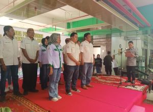 Bupati Gorontalo Nelson Pomalingo Kukuhkan Pengurus Asosiasi Pedagang Pasmolim