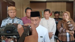 Sehari Pasca Pencoblosan, Bupati Nelson Kunjungi KPU dan Bawaslu.