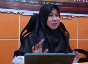 Serahkan Hasil Penelitian Administrasi Bakal Calon Bupati dan Wabup, KPU Gorut Berikan Batas Waktu Untuk Perbaikan