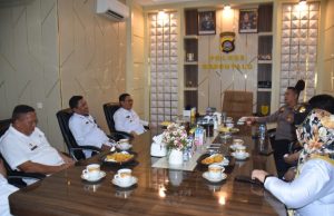 Silaturahmi ke Kapolres Gorontalo, Pjs. Bupati Syukri Botutihe: Memperkuat Sinergitas