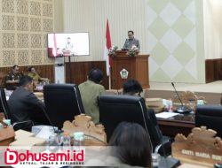 Di Paripurna DPRD, Wali Kota Caroll Beber Isu Strategis