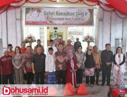 Safari Ramadhan di KamJa, Caroll-Sendy Borong Takjil Jualan Warga