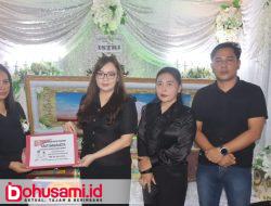 Melayat, Wawali Sendy Serahkan Santunan bagi Keluarga Mogot-Pusung