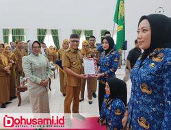 Serahkan SK CPNS dan PPPK, Bupati Sofyan Ingatkan, CPNS itu Masih Dalam Masa Percobaan Satu Tahun