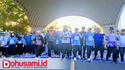 Gubernur Gusnar dan Anggota DPR RI Rahmat Gobel Meriahkan Car Free Day di Limboto