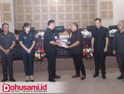 Wali Kota Caroll Sampaikan RPJMD Tomohon 2025–2029 ke DPRD