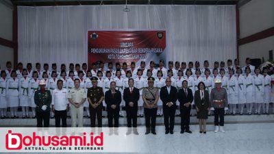 Dikukuhkan Wali Kota Caroll, Paskibraka Tomohon Siap Jalankan Tugas