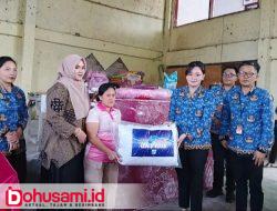 Pemkot Tomohon Serahkan Bantuan Atensi Kemensos