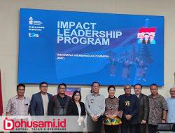 IMP Academy se Indonesia Timur Ditutup, Wali Kota Caroll Serahkan Bantuan