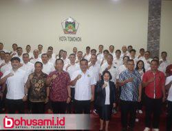 Wali Kota Caroll Hadiri Pelantikan Pengurus PBSI Kota Tomohon