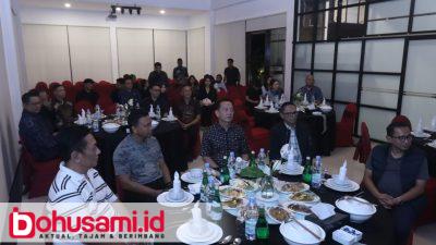 Wali Kota Caroll Jamu Kajati Sulut dalam Gala Dinner