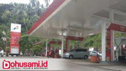 Diduga ‘Sakti’, Suami-Istri Ci Deby & Buang Kuras Solar Subsidi di SPBU Pineleng