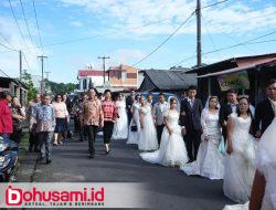Wali Kota Caroll Hadiri Nikah Massal, 11 Pasangan Diteguhkan